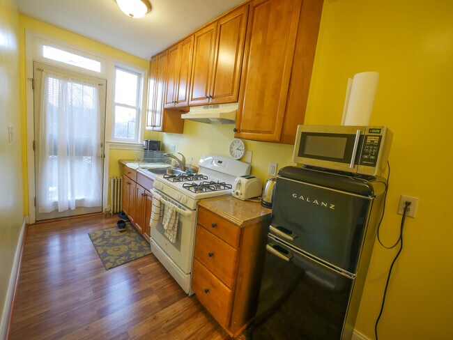 Foto del edificio - 711 Kearny St NE