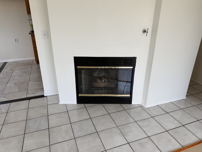 Building Photo - 4040 W 164th St