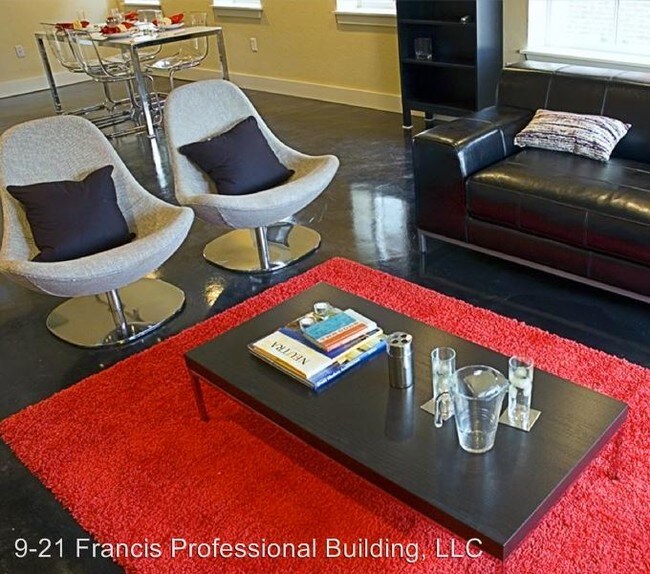 Foto del edificio - 1217 N Francis Ave