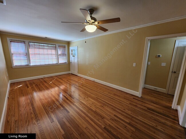 Building Photo - 4017 Cassina Rd