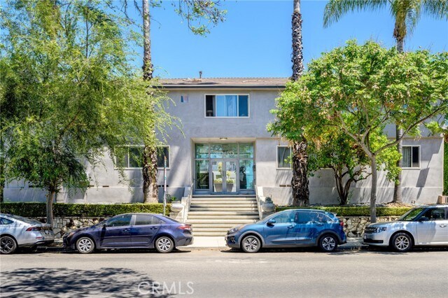 Foto principal - 7969 Norton Ave
