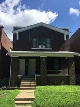 Building Photo - 3243 Delor St