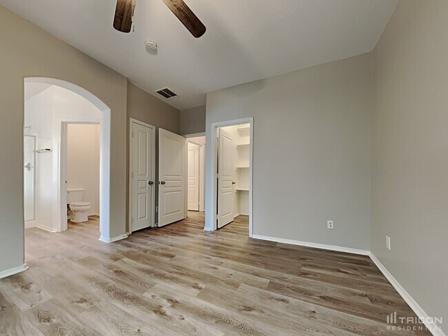 Foto del edificio - 11409 W Mountain View Dr