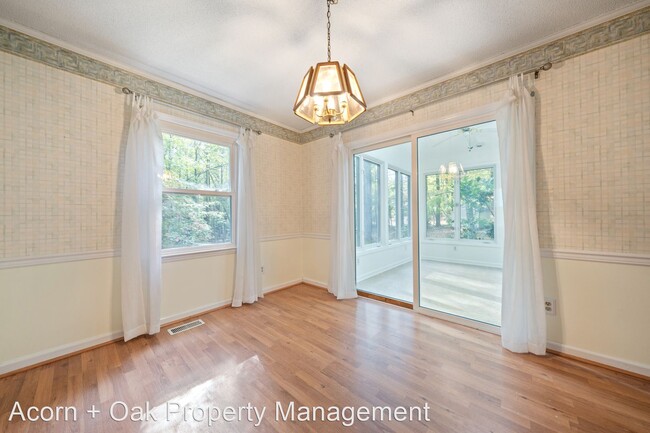 Foto del edificio - 4 br, 2 bath House - 1921 Milton Road