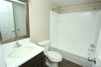 Interior Photo - Shoreview Apartments