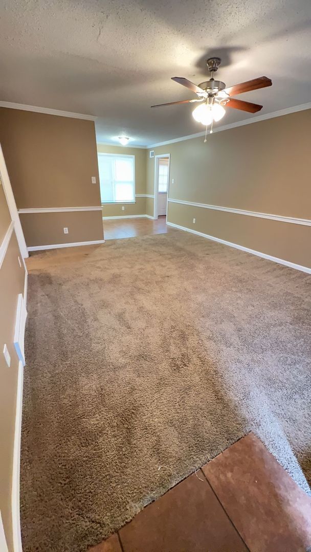 Foto del edificio - Comfy 3 bedroom 2 bath home