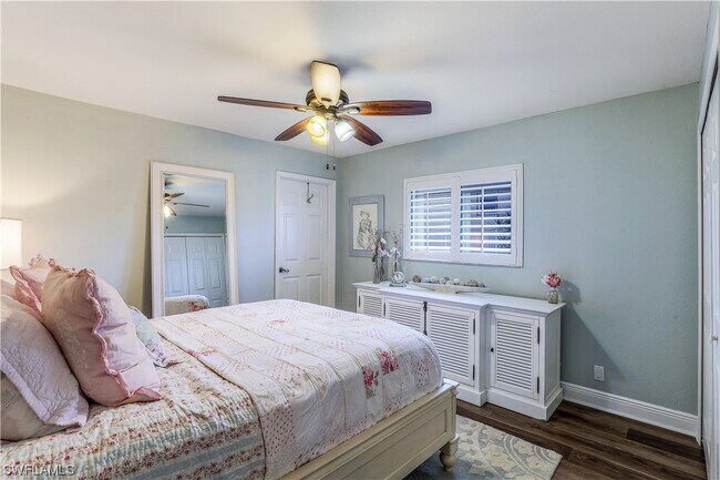 Foto del edificio - 2206 Beach Pkwy W
