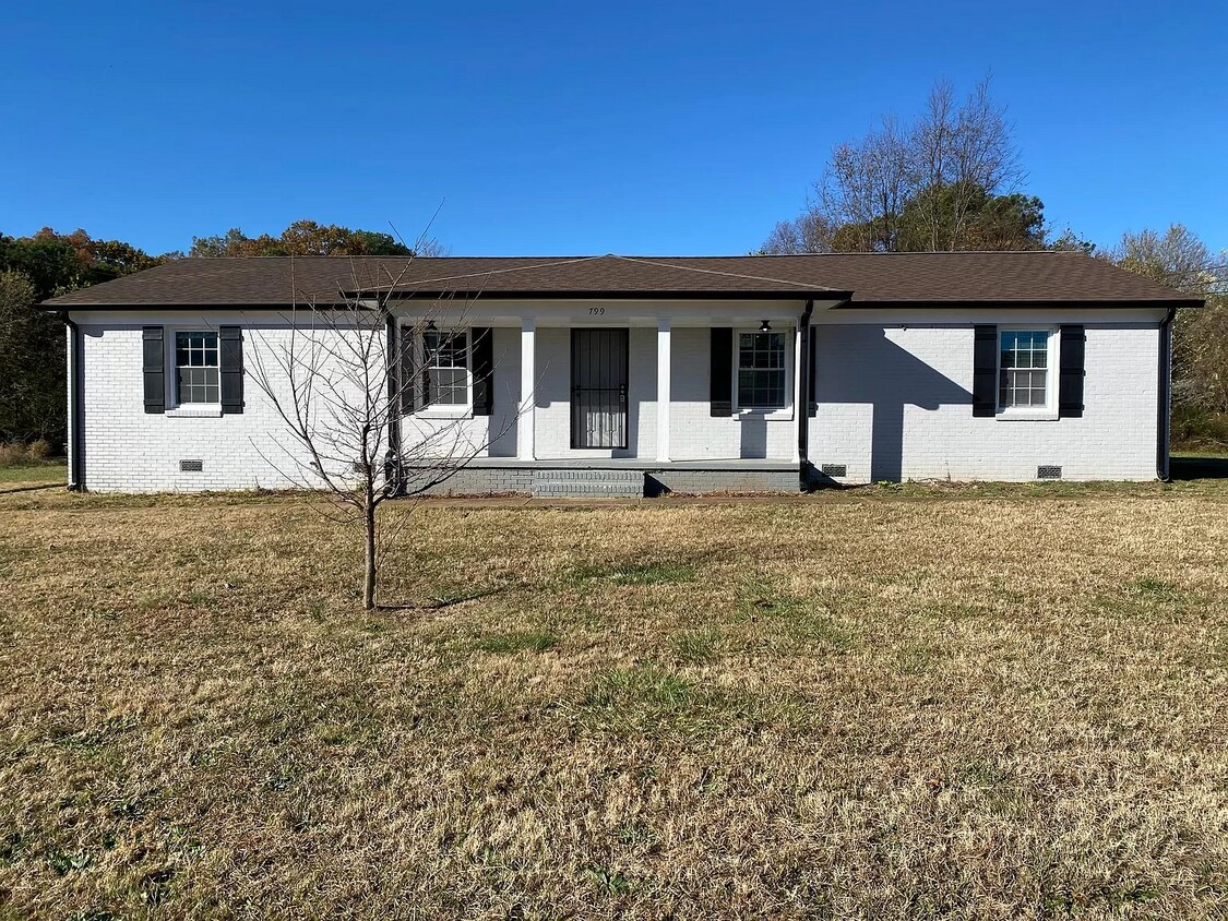Primary Photo - 799 Rushmeade Rd