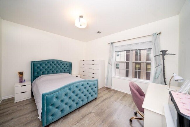 Foto del edificio - 5903 Jefferson St