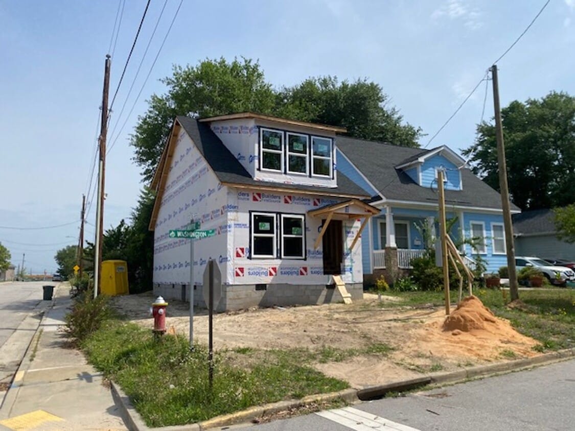 Primary Photo - 2519 Washington Street
