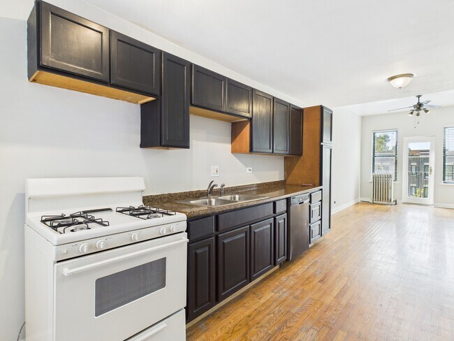 Foto del edificio - 5003 S Prairie Ave