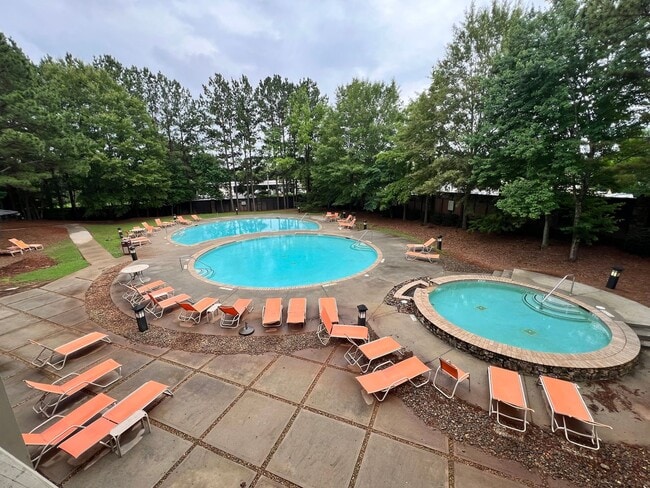 Building Photo - 3 Bedroom Townhome Woodlands of Clemson