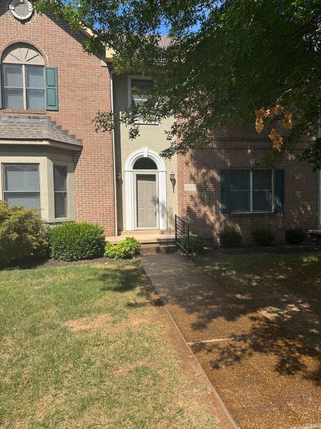Building Photo - 1440 Wind Ridge Ave