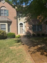Building Photo - 1440 Wind Ridge Ave