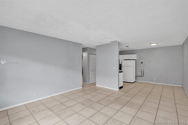 Foto del edificio - 5316 NW 24th Ct