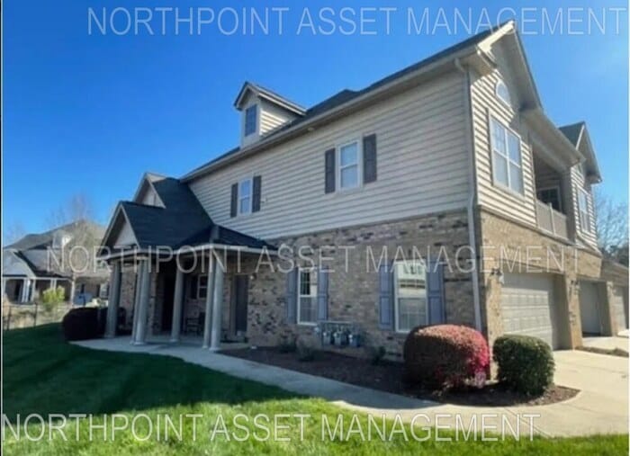 Primary Photo - Spacious 3-Bedroom Townhome in the Riviera...