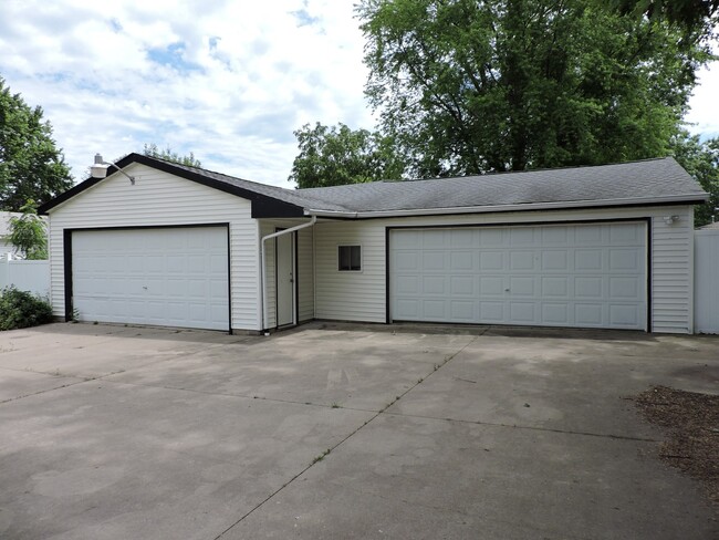 Building Photo - 3 bedroom, 2 bath house in Jesup