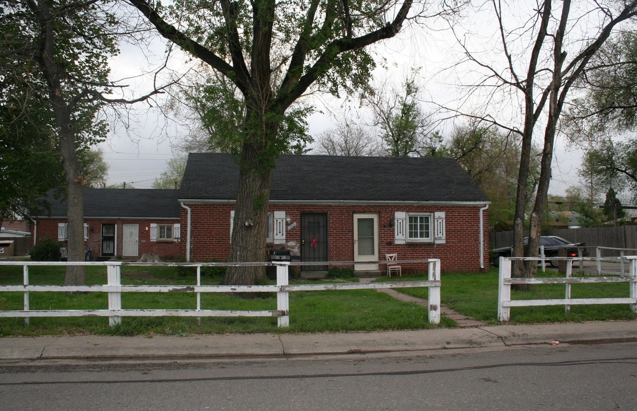 Primary Photo - 1462 Wolf St