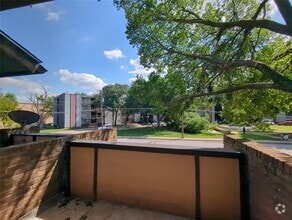 Building Photo - 6019 Ridgecrest Rd