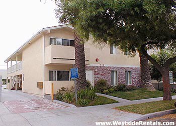 Front of building - 223 W Tujunga Ave
