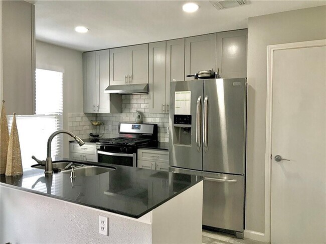 Foto del edificio - 2306 Patsy Pkwy