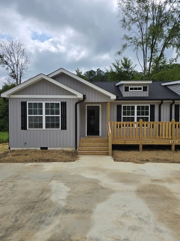 Building Photo - 187 Silas Wy