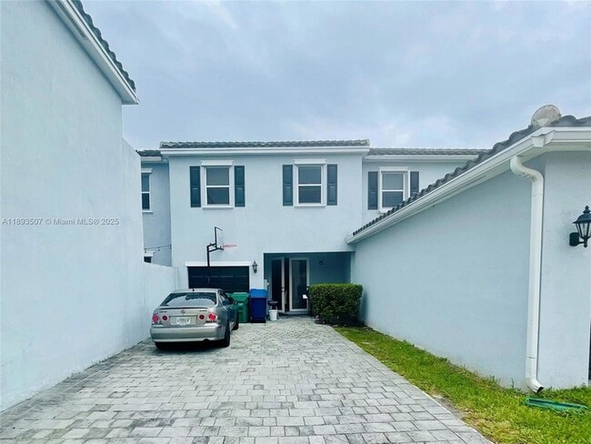 Building Photo - 9446 SW 170th Passage