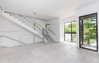 Building Photo - 3270 Bird Ave