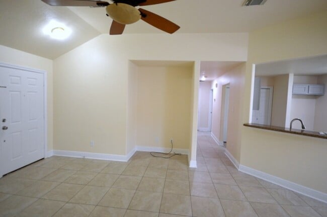 Foto del edificio - 8311 Kingsbridge Meadow Dr