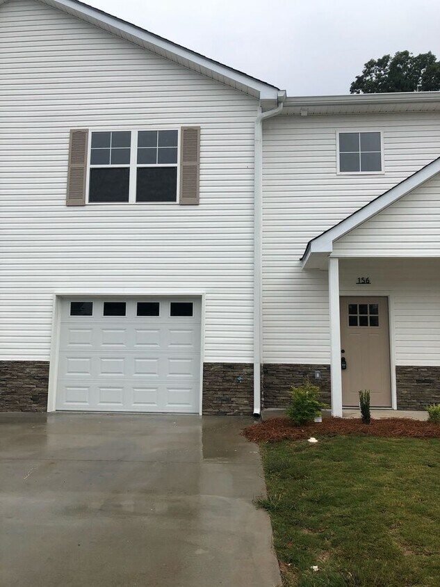 156 Crest Pointe, Bremen, GA 30110 Townhome Rentals in Bremen GA