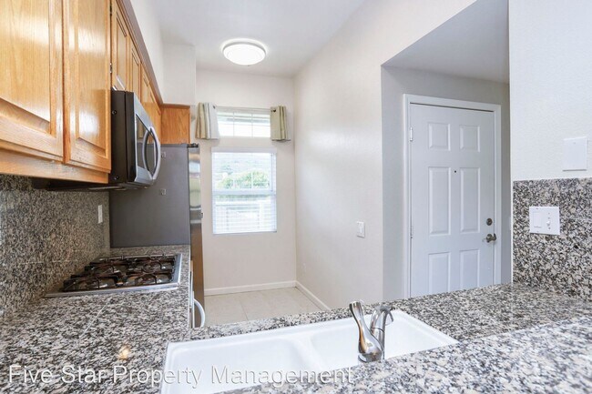 Building Photo - 2 br, 2 bath House - 133 Swallowtail Ct