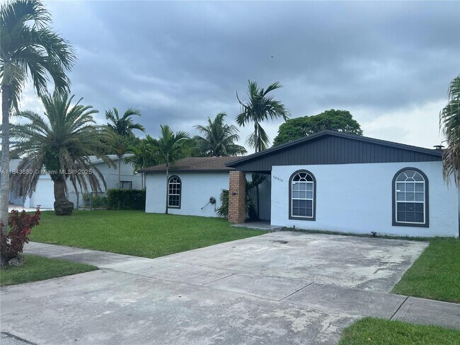 Foto del edificio - 16910 SW 109th Ave