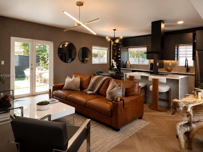 Foto del edificio - 270 NW 104th St