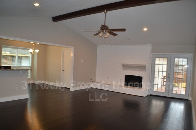 Foto del edificio - 2311 Eastgate Dr