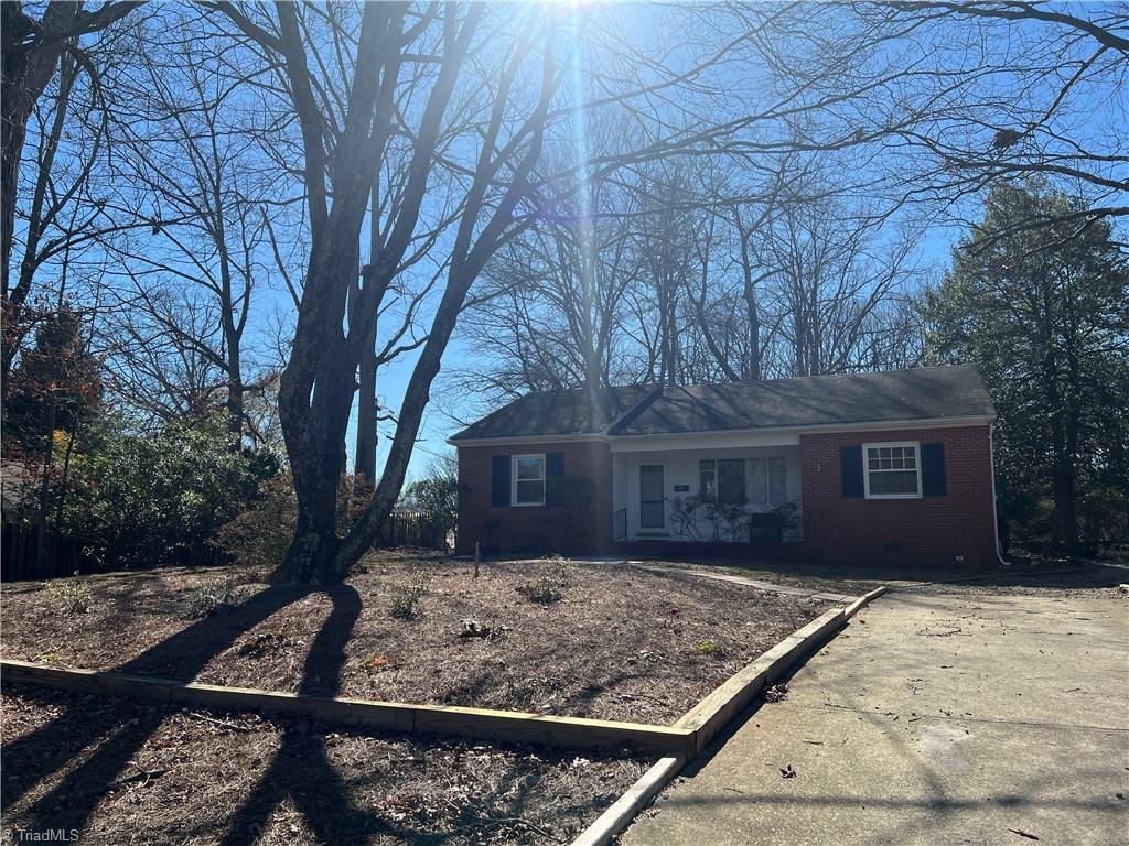 Primary Photo - 3531 Lawndale Dr