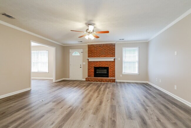Foto del edificio - 2951 Glynn Creek Ct