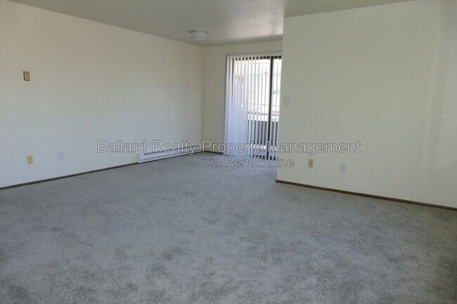 Foto del edificio - 3018 NW 85th St