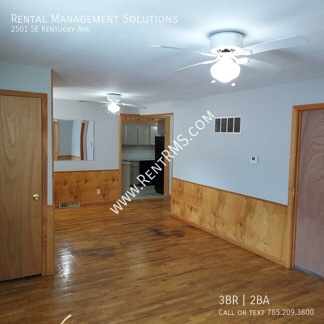 Building Photo - **COMING SOON**2501 SE Kentucky Ave- 3 BED...