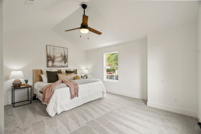 Foto del edificio - 103 Rayon Dr