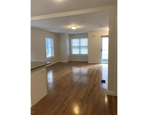 Foto del edificio - 1390 Main St