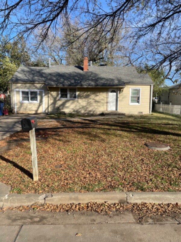 Foto principal - 2228 N Minnesota St