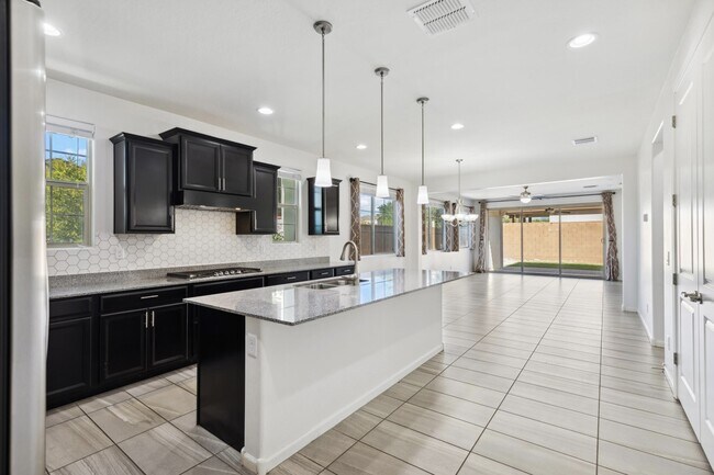 Building Photo - 4527 Volt Ln