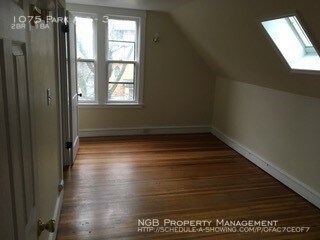 Foto del edificio - 1075 Park Ave