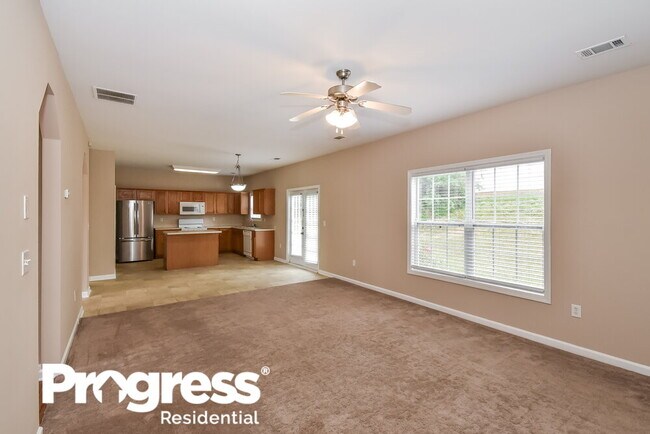 Building Photo - 6140 Queensdale Dr