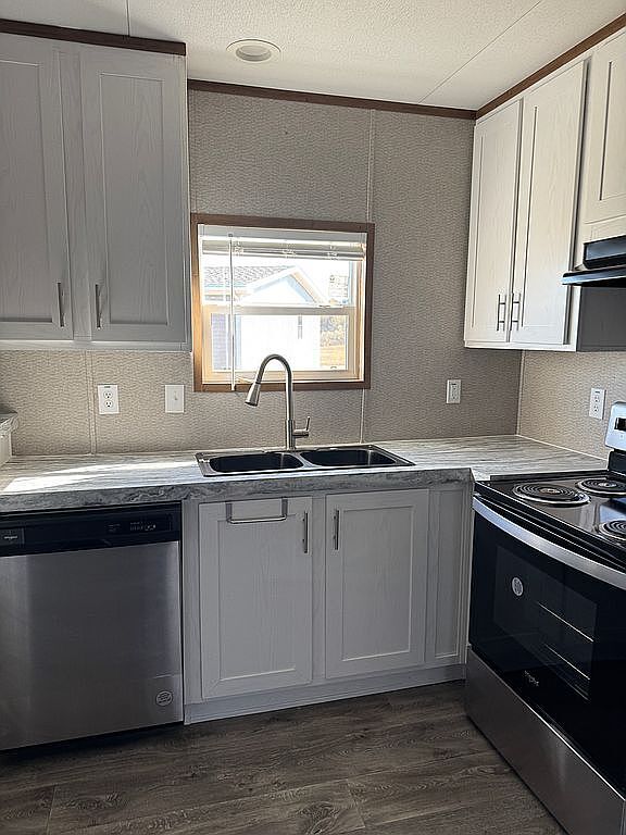 Building Photo - 744 County Road 1210