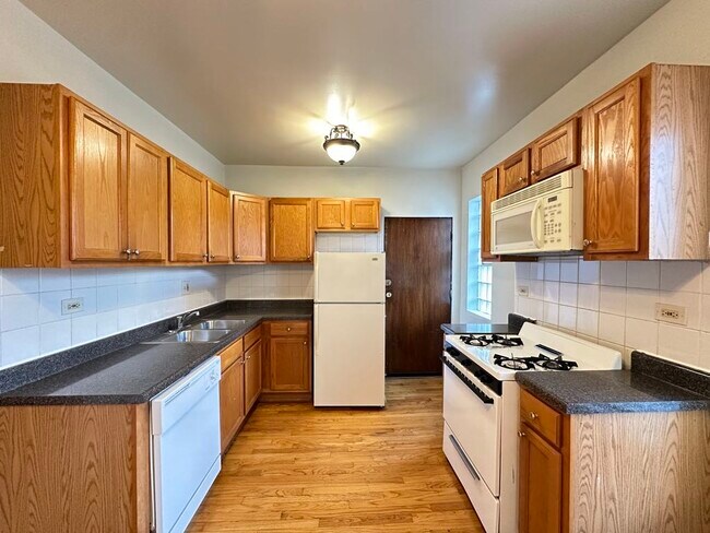 Foto del edificio - 4041 N Paulina St