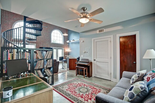 Foto del edificio - 791 Wylie St SE