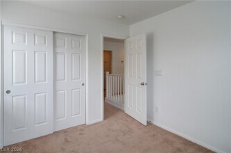 Building Photo - 2753 Kona Crest Ave