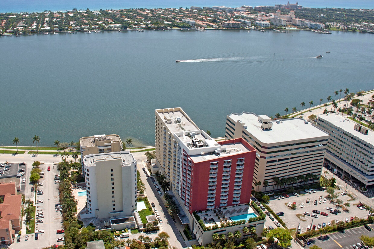 1551 N Flagler Dr Unit 712, West Palm Beach, FL 33401 Condo for Rent