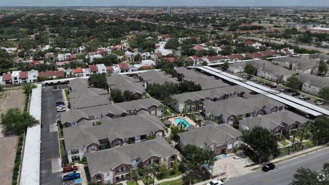  - Villas De Nolana